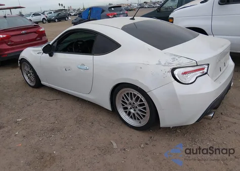 2013 Scion Fr-S z USA, uszkodzony, nr VIN JF1ZNAA17D2723964